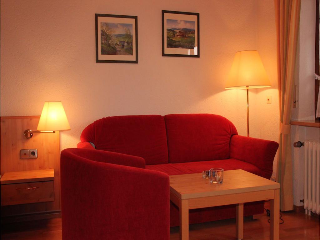 Pension Gloecklehof Todtnauberg Kamer foto
